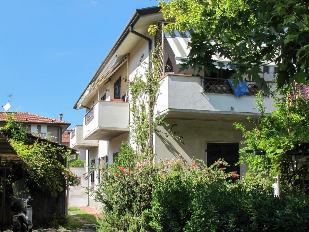 Apartment Ilaria By Interhome Marina di Massa Exterior foto